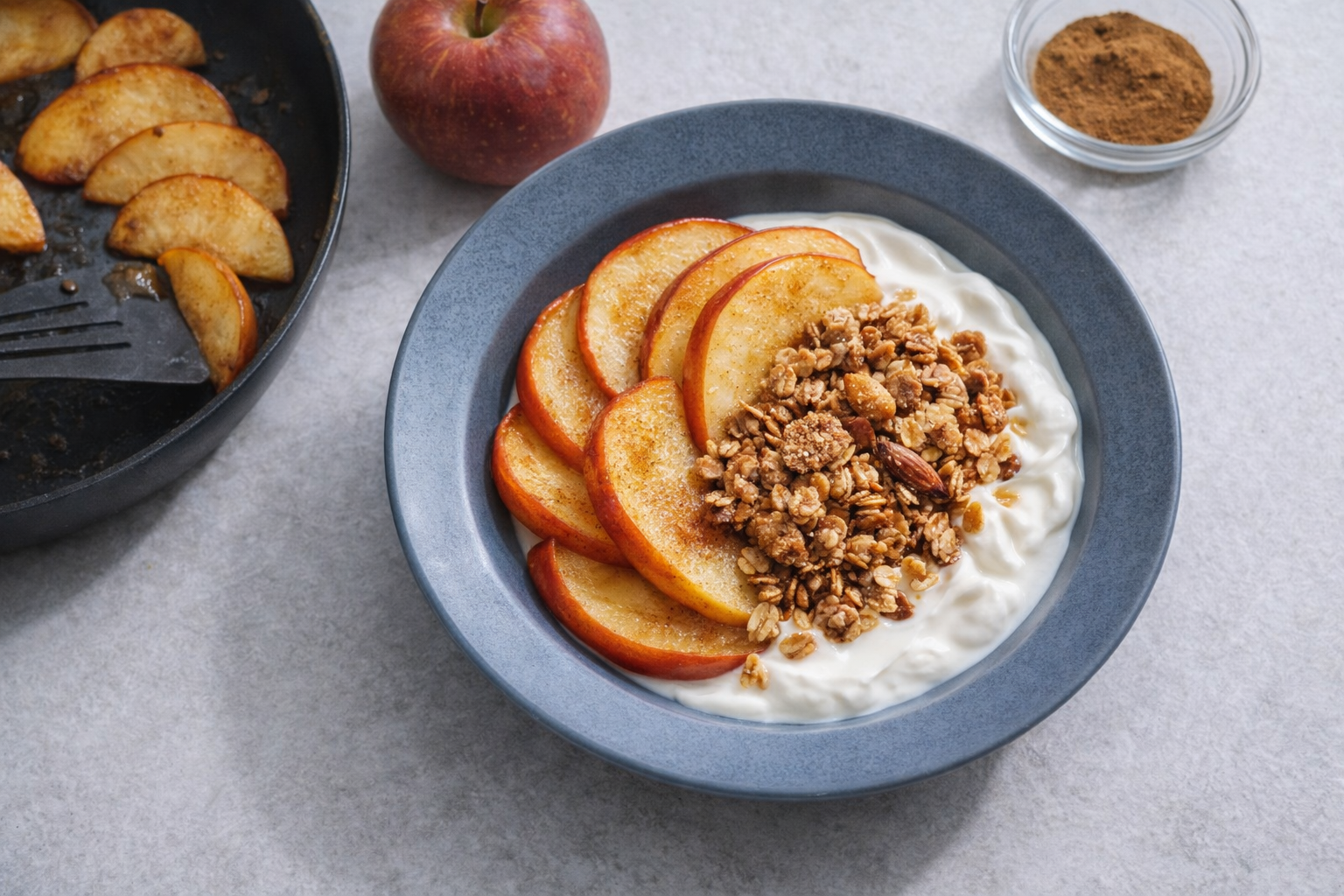 シナモングラノーラのアレンジ方法｜焼きりんごで朝にやさしい一皿