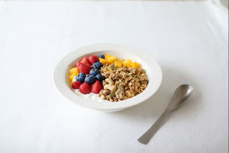 プロテイングラノーラの食べ方｜腹持ち重視の朝食アレンジ